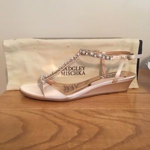 Badgley mischka wedges